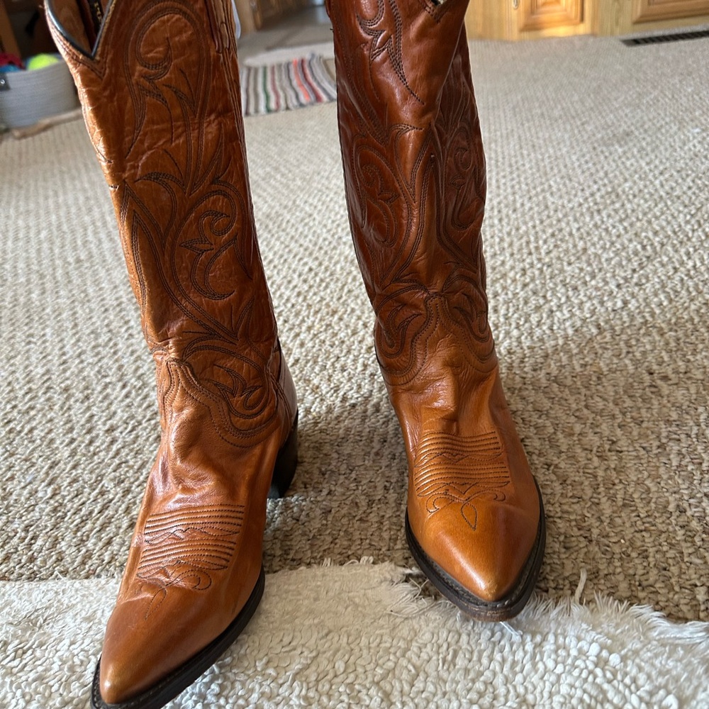 Dan Post Brown Heeled Western  ladies Boots
